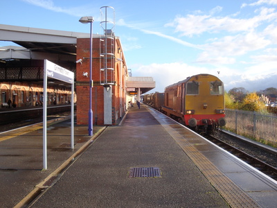 Platform 3, Grimsby Town
