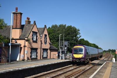 170272 departing platform 2, Stallingborough (Paul Carpenter)