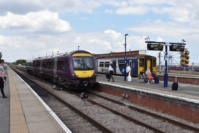 170272 and 150271 at Cleethorpes (Paul Carpenter)