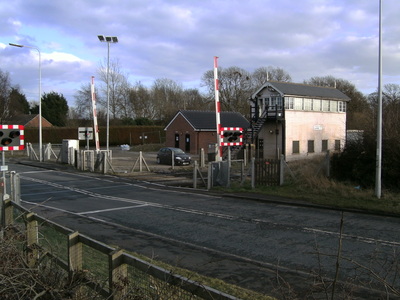 Ulceby crossing and signal box (now gone)